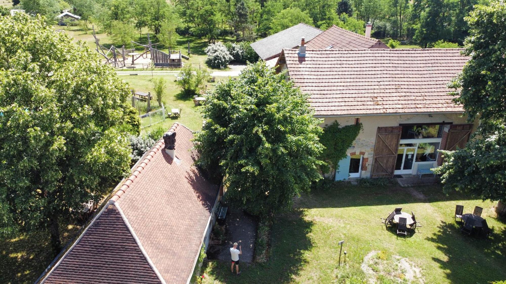 Chambres D'Hotes Domaine Du Bourg Gannay-sur-Loire Exterior photo