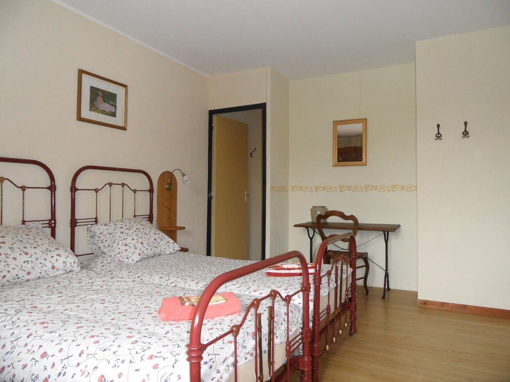 Chambres D'Hotes Domaine Du Bourg Gannay-sur-Loire Room photo