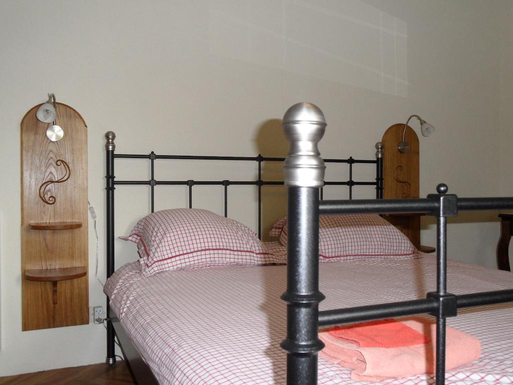 Chambres D'Hotes Domaine Du Bourg Gannay-sur-Loire Room photo