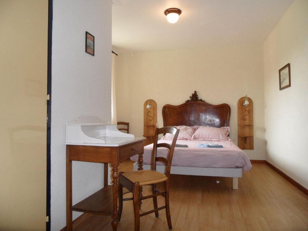 Chambres D'Hotes Domaine Du Bourg Gannay-sur-Loire Room photo